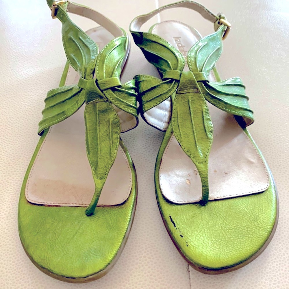 Liz Claiborne Sonora Slingback Sandals Size 8 Green Metallic Flat Casual